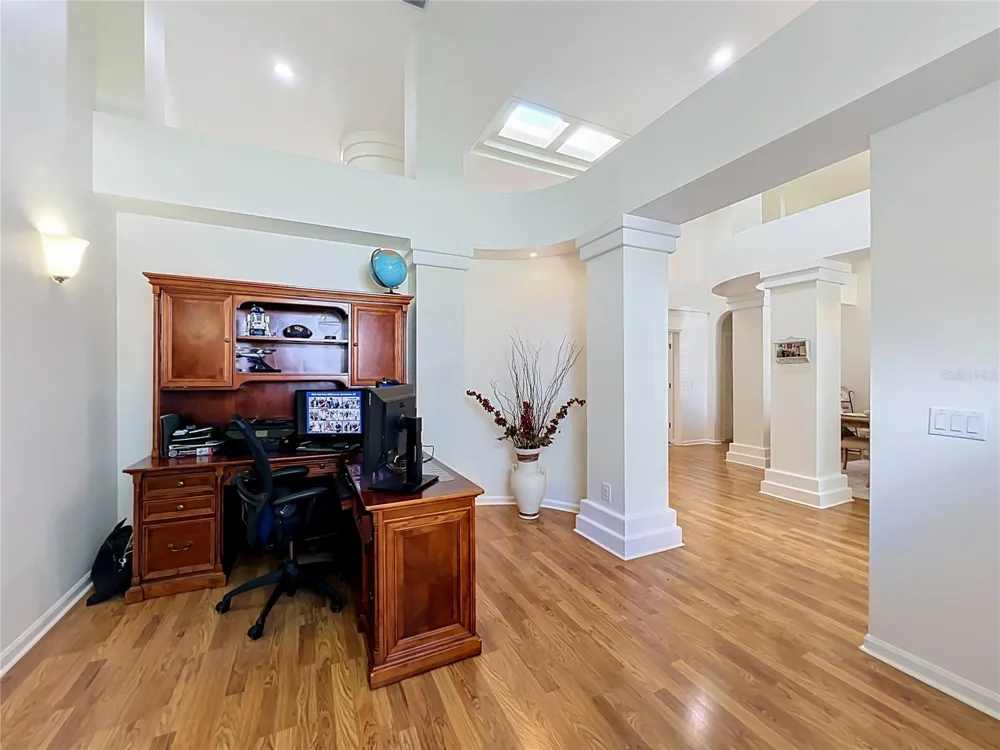 324 REMINGTON DRIVE Oviedo, FL 32765