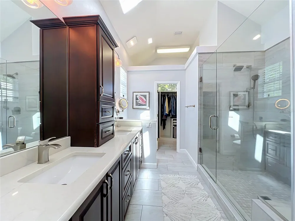 324 REMINGTON DRIVE Oviedo, FL 32765