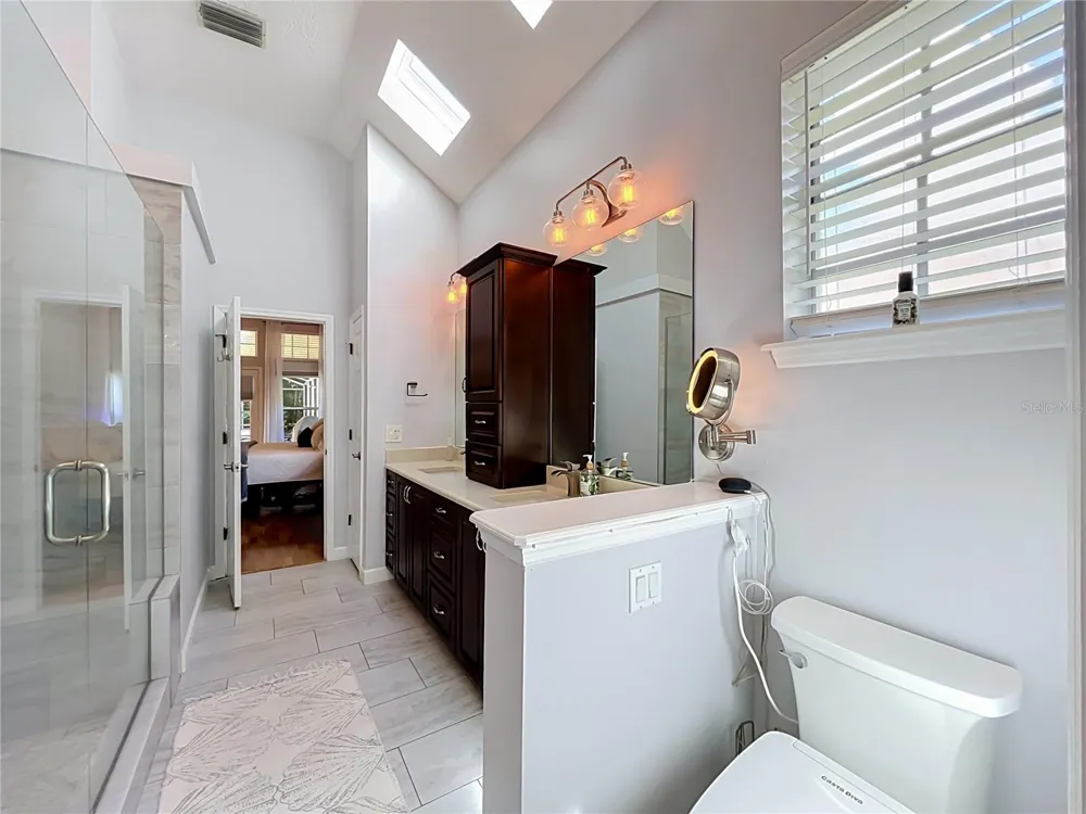 324 REMINGTON DRIVE Oviedo, FL 32765