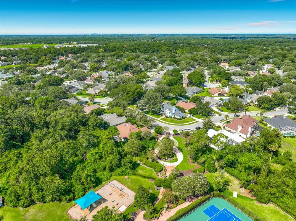 324 REMINGTON DRIVE Oviedo, FL 32765