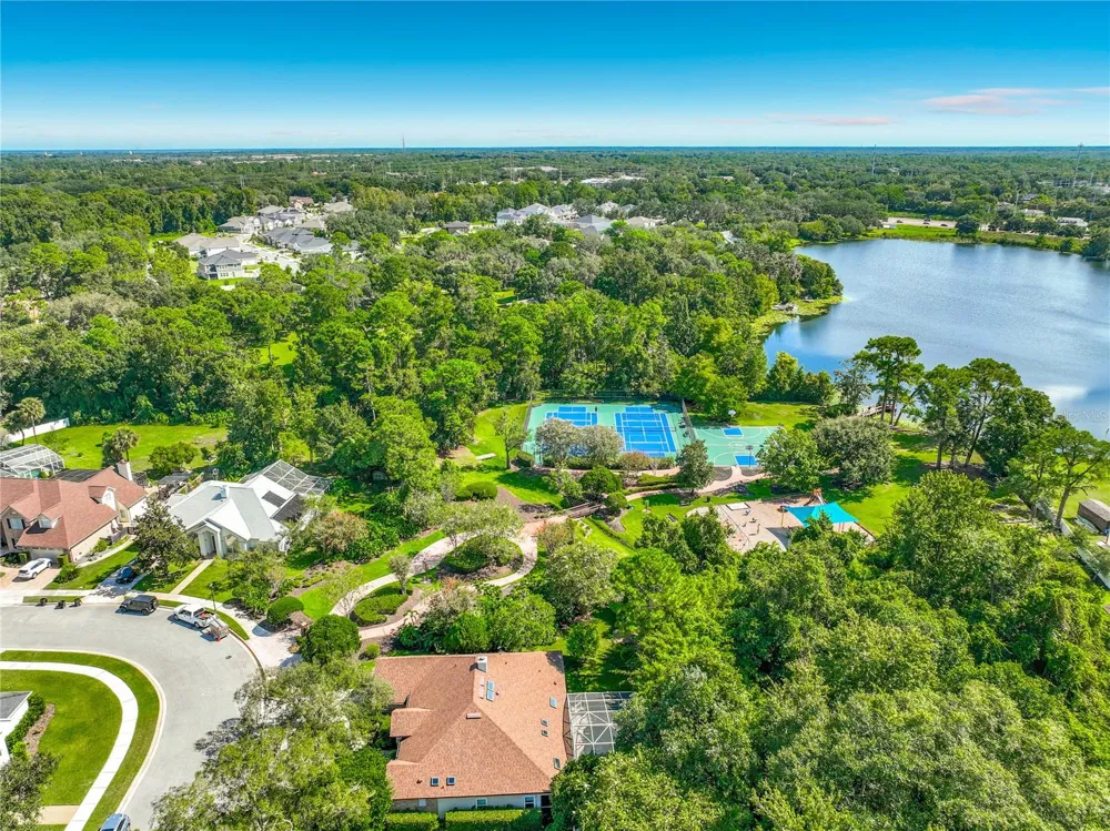 324 REMINGTON DRIVE Oviedo, FL 32765