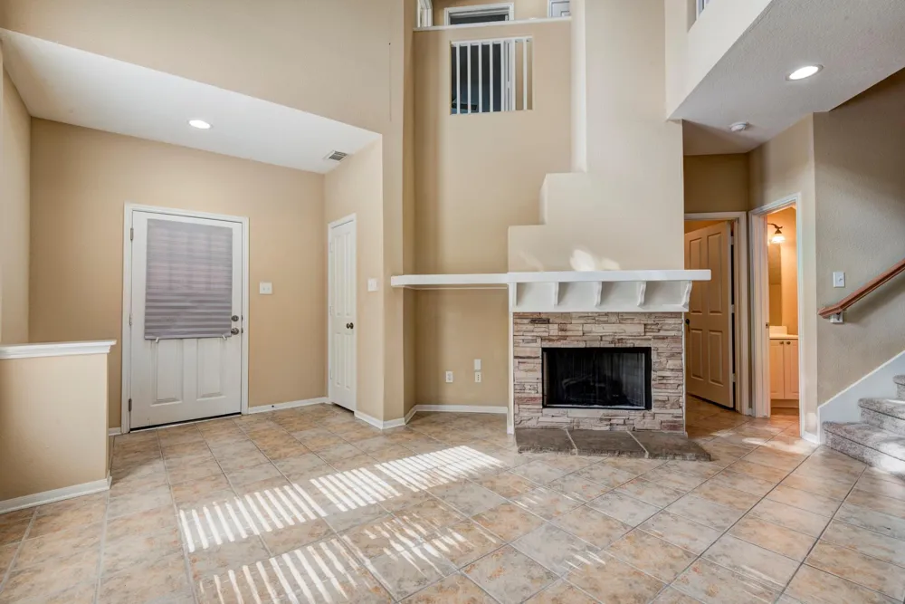 26 Stone Creek Place The Woodlands, TX 77382