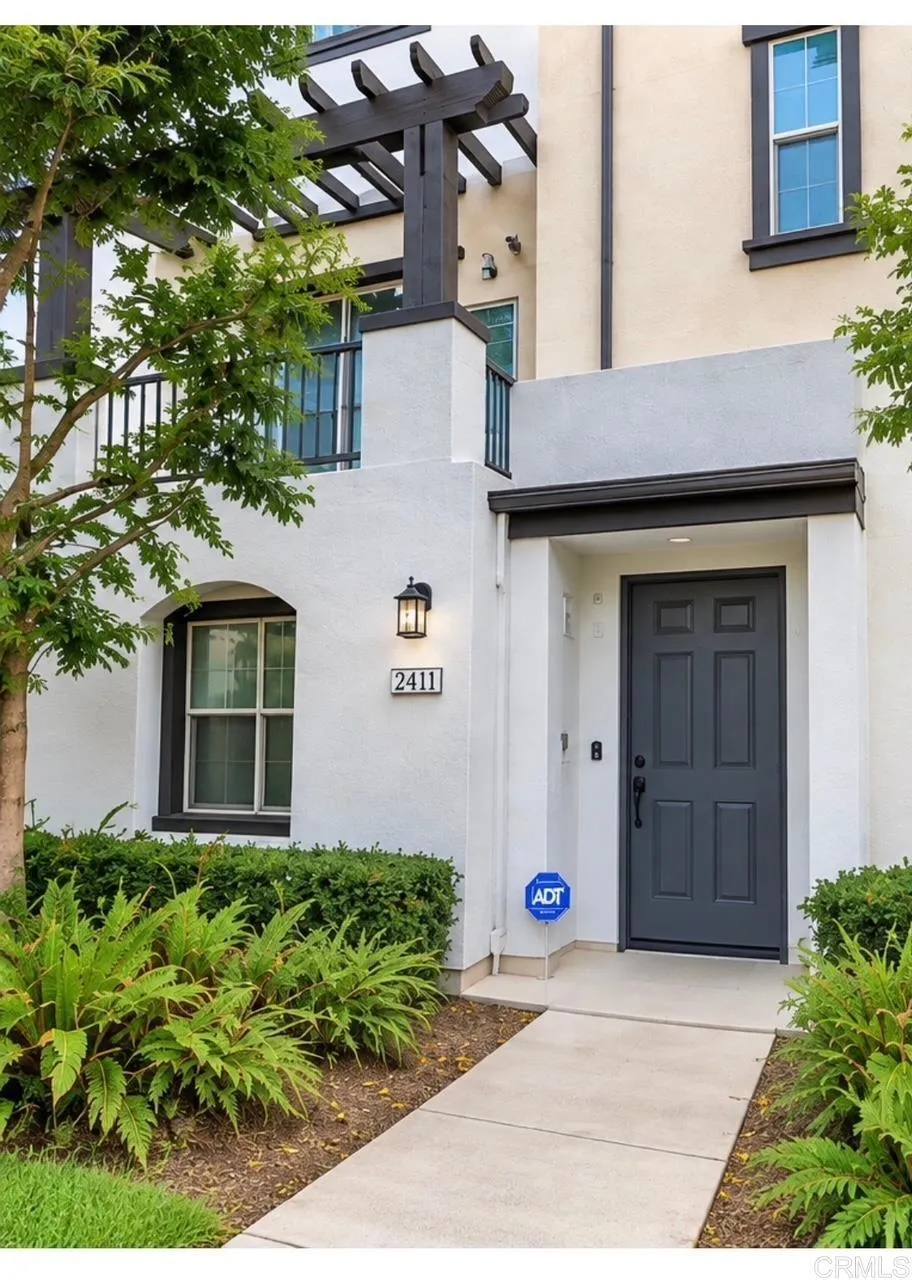 2411 Verano Vista, CA 92084