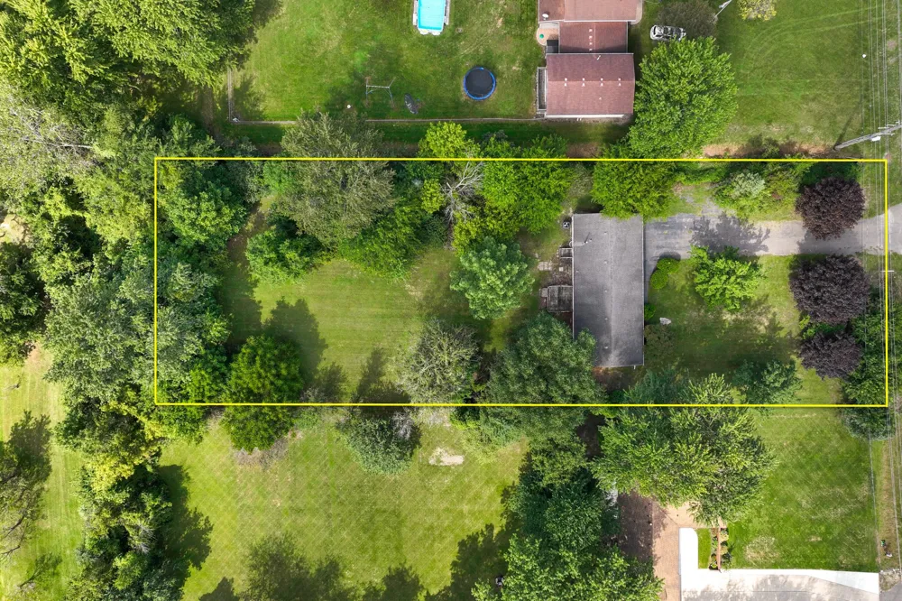 20300 Inkster Road Huron Charter Township, MI 48174