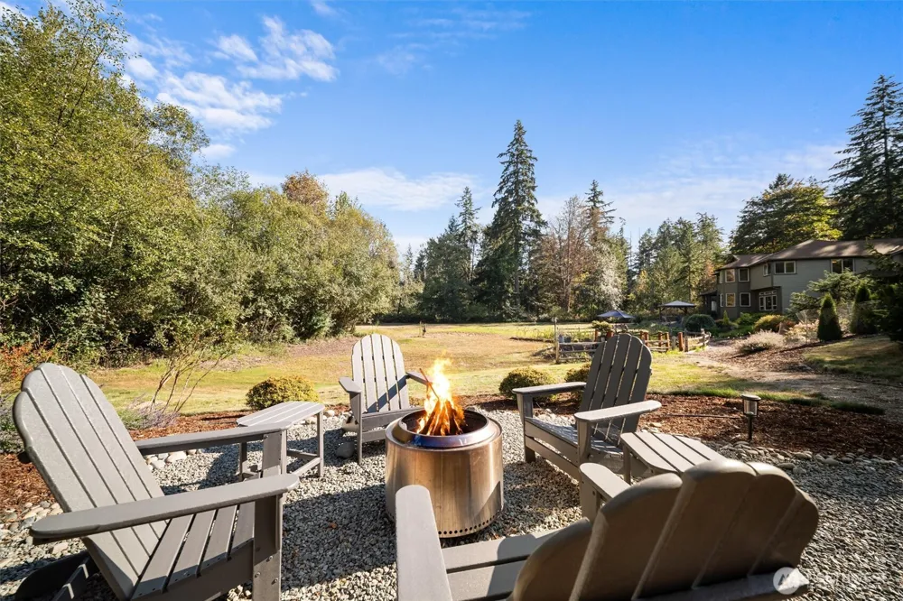 1777 Forest Hill Road Camano Island, WA 98282