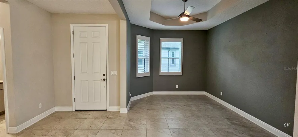 19379 HAWK VALLEY DRIVE Tampa, FL 33647