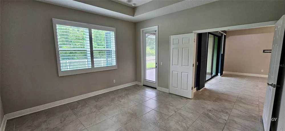 19379 HAWK VALLEY DRIVE Tampa, FL 33647