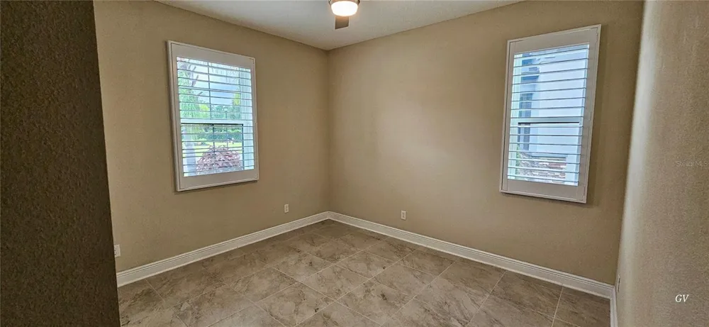 19379 HAWK VALLEY DRIVE Tampa, FL 33647