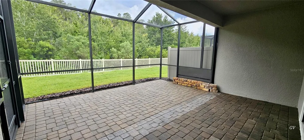 19379 HAWK VALLEY DRIVE Tampa, FL 33647