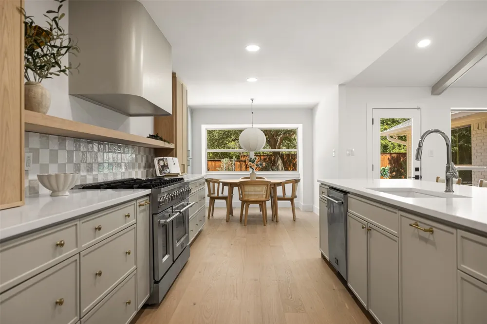 3777 Duchess Trail Dallas, TX 75229