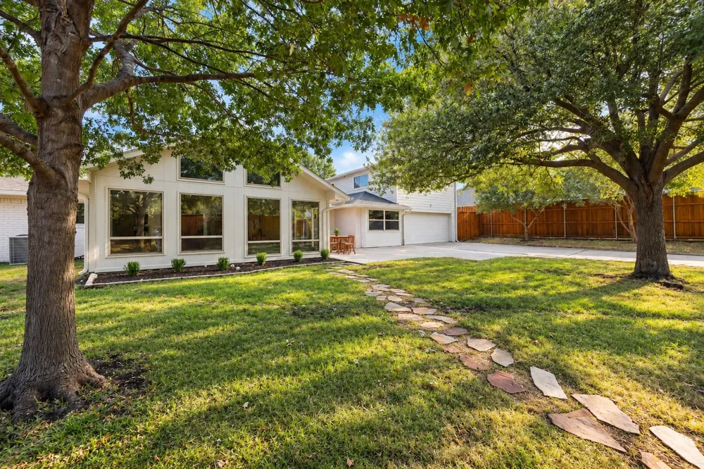 3777 Duchess Trail Dallas, TX 75229