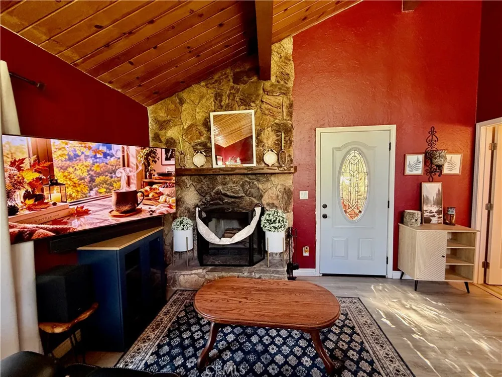 2294 Deep Creek Arrowbear, CA 92382
