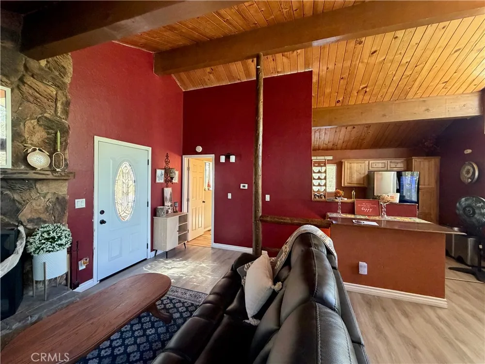 2294 Deep Creek Arrowbear, CA 92382