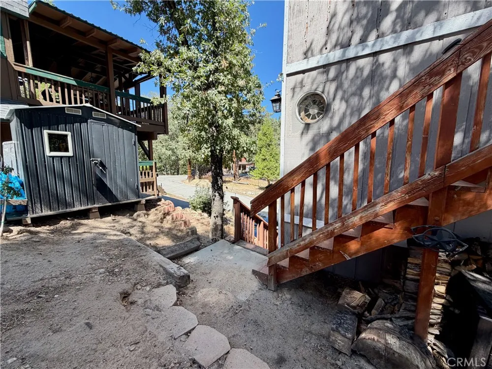 2294 Deep Creek Arrowbear, CA 92382