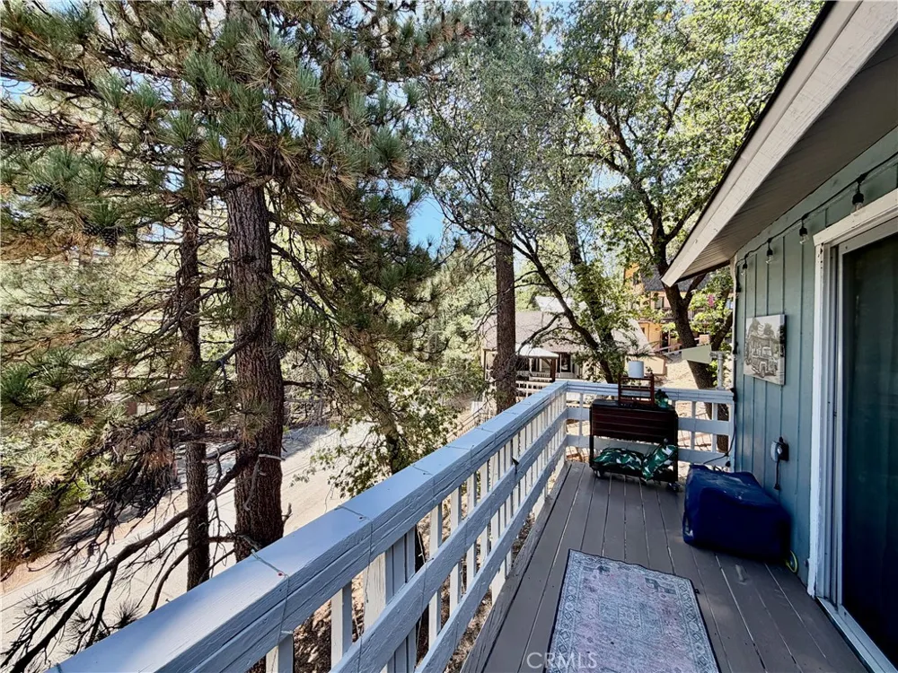 2294 Deep Creek Arrowbear, CA 92382