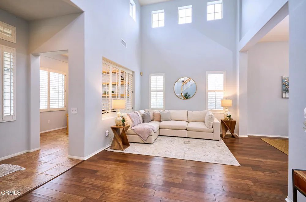 415 Caliente Way Oxnard, CA 93036