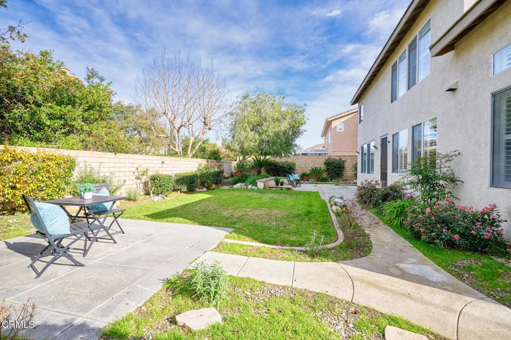 415 Caliente Way Oxnard, CA 93036