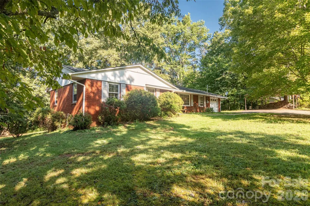 235 Landis Road Marion, NC 28752