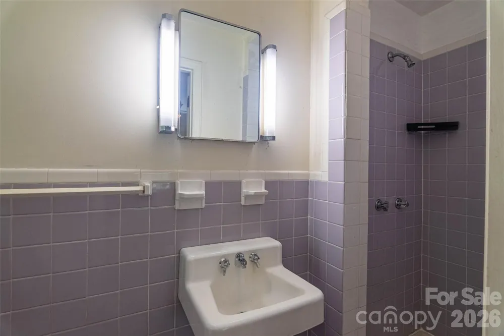 235 Landis Road Marion, NC 28752