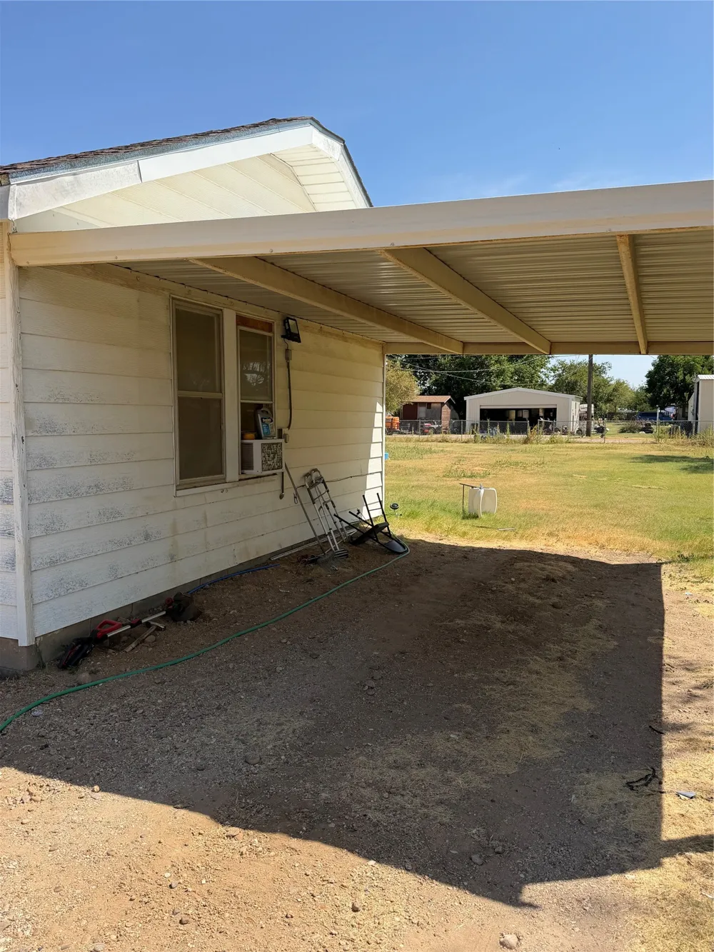 503 W 12th Street Quanah, TX 79252