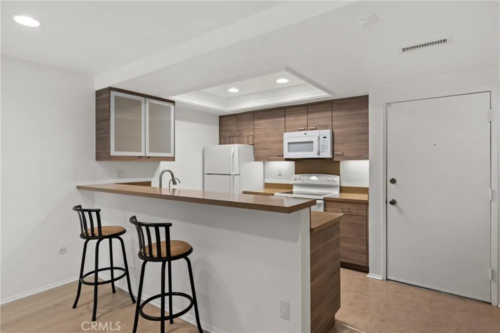 10737 San Diego Mission Road #106 San Diego, CA 92108