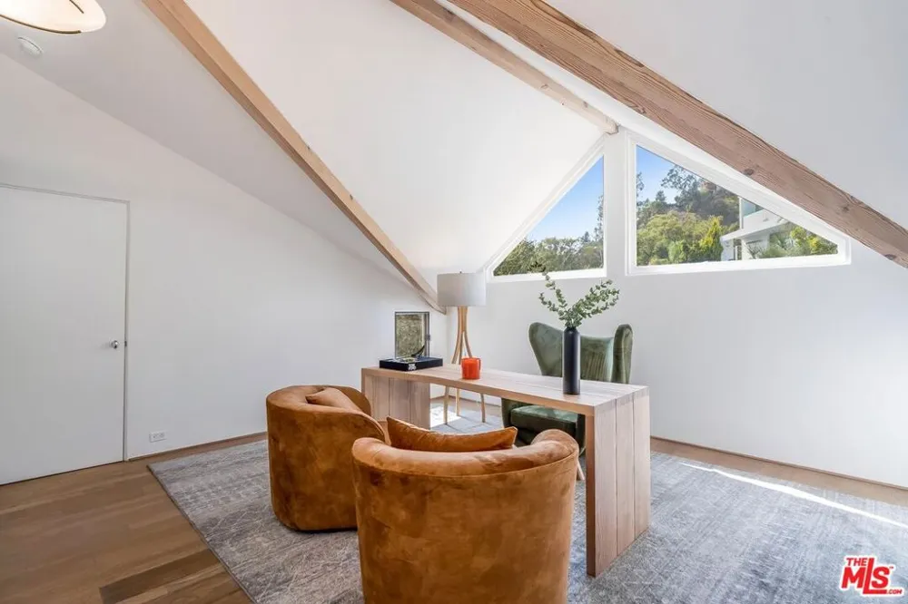 1394 Miller Drive Los Angeles, CA 90069