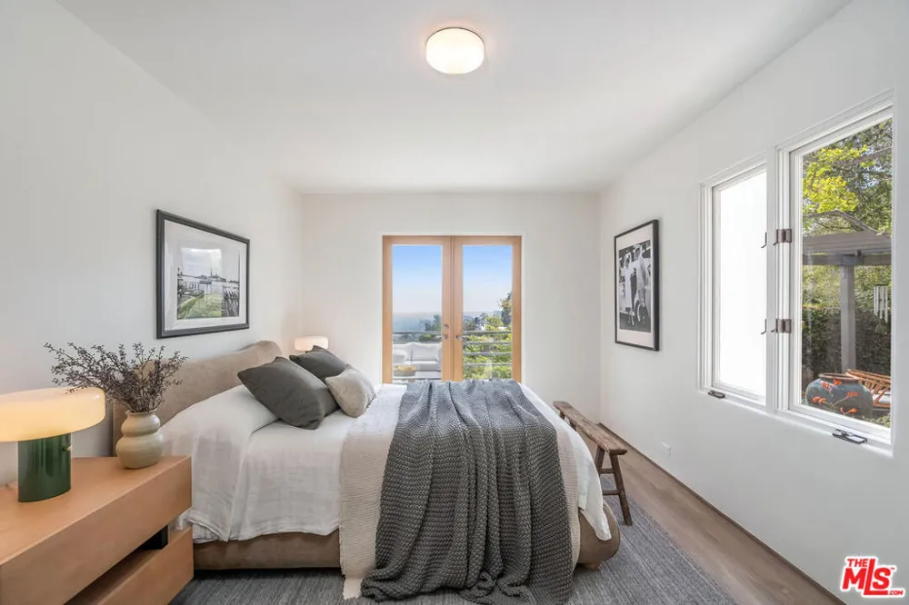 1394 Miller Drive Los Angeles, CA 90069