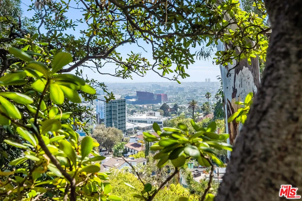 1394 Miller Drive Los Angeles, CA 90069