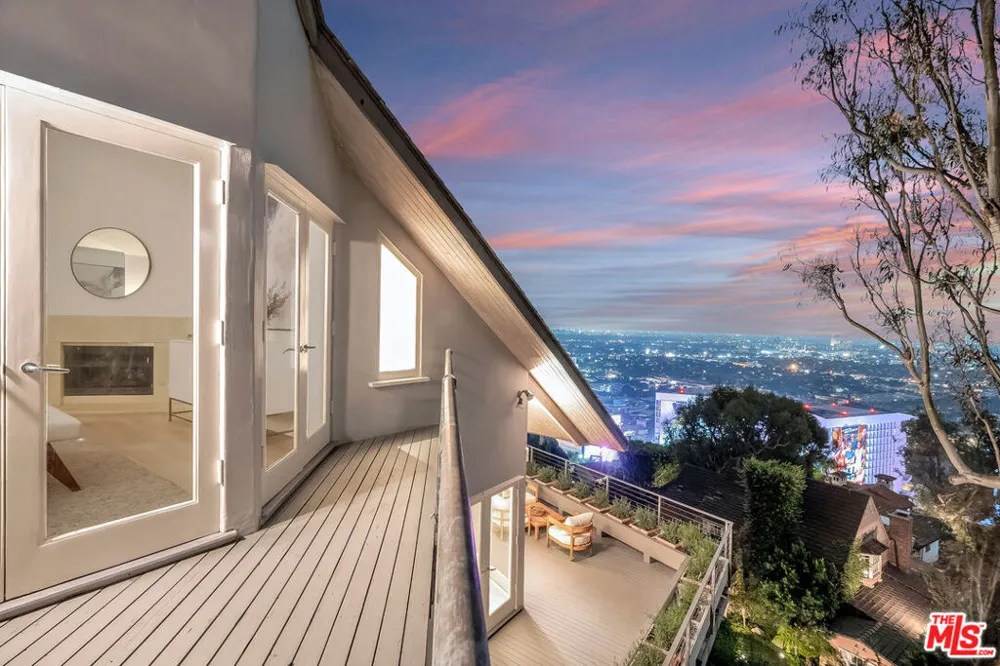 1394 Miller Drive Los Angeles, CA 90069