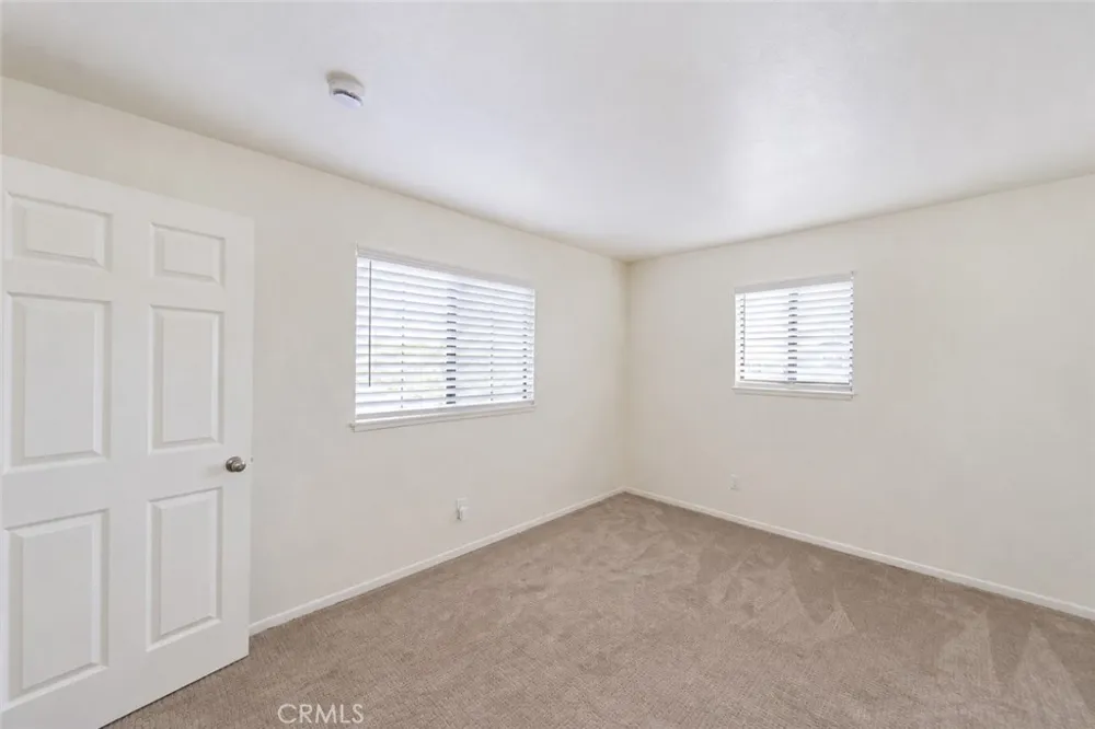 2607 Dove Creek Lane #B Pasadena, CA 91107