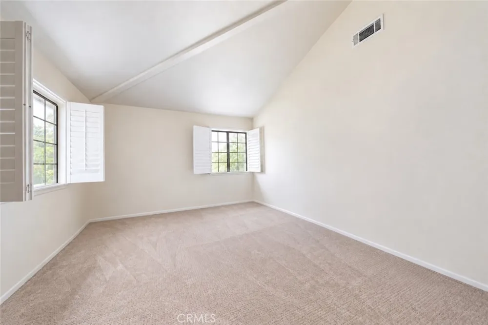 2607 Dove Creek Lane #B Pasadena, CA 91107
