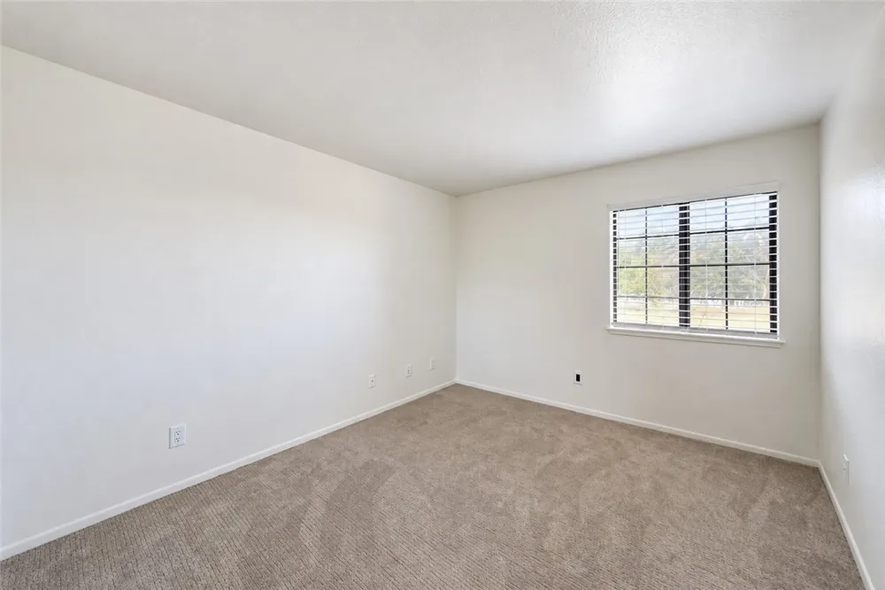 2607 Dove Creek Lane #B Pasadena, CA 91107
