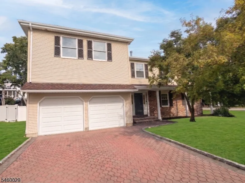 45 Holyoke Rd Wayne, NJ 07470