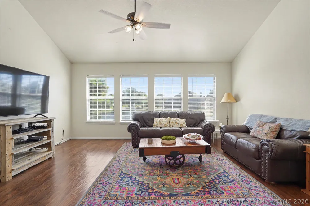 3701 Oak Avenue Broken Arrow, OK 74012