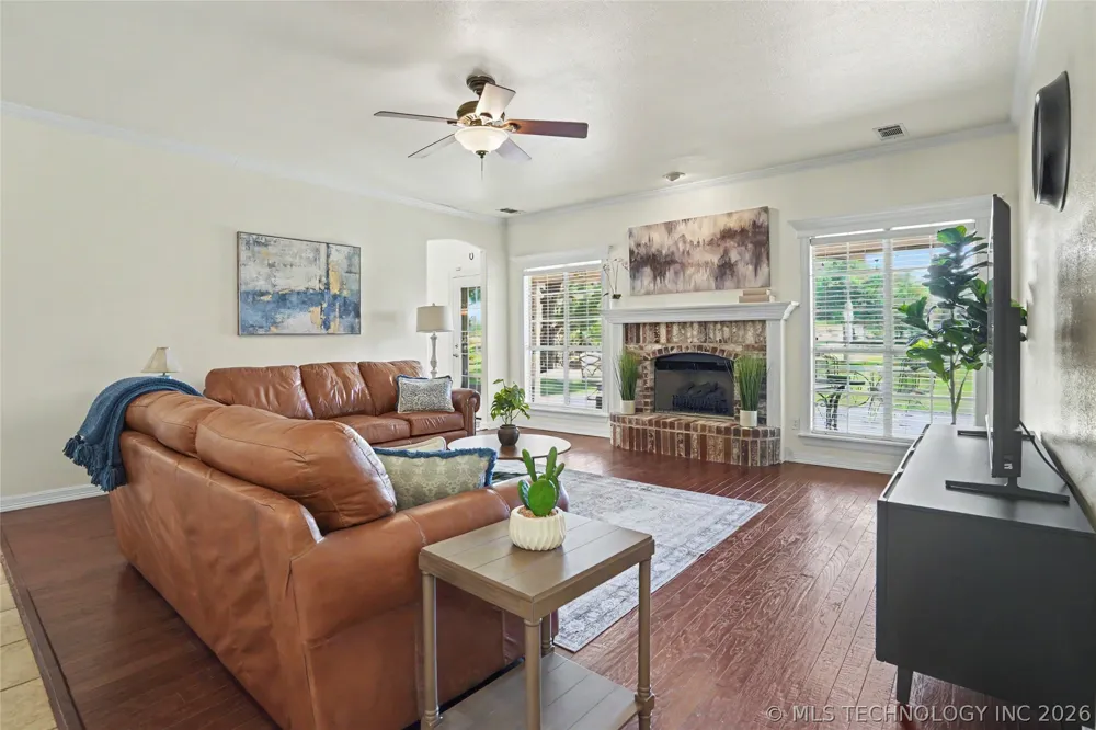 3701 Oak Avenue Broken Arrow, OK 74012