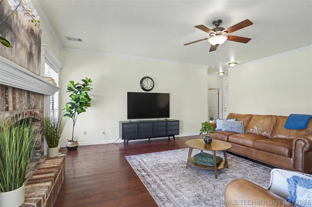 3701 Oak Avenue Broken Arrow, OK 74012
