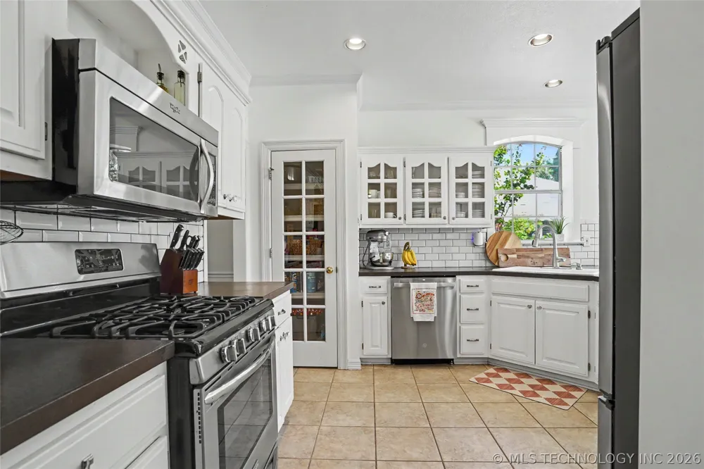 3701 Oak Avenue Broken Arrow, OK 74012