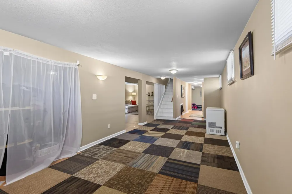 3715 Douglas Drive Crystal, MN 55422