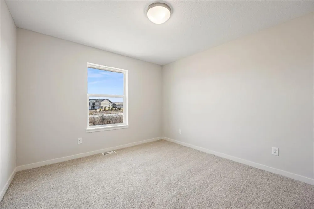 13361 Cadogan Way Rosemount, MN 55068