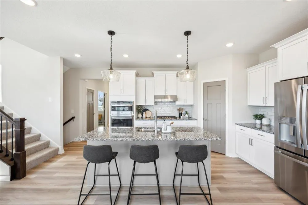 13361 Cadogan Way Rosemount, MN 55068