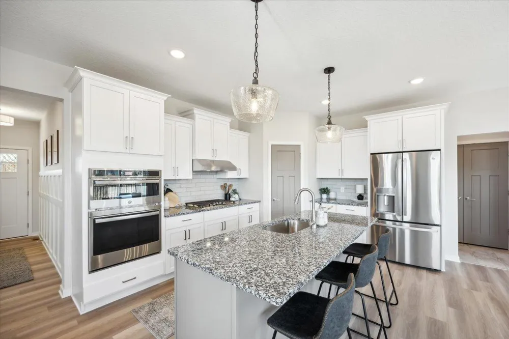 13361 Cadogan Way Rosemount, MN 55068