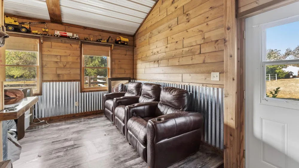 25921 Jivaro Street NW Isanti, MN 55040