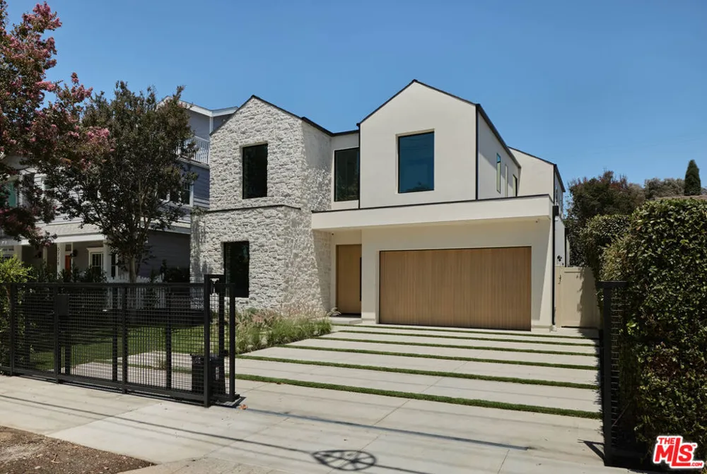 3732 Beethoven Street Los Angeles, CA 90066