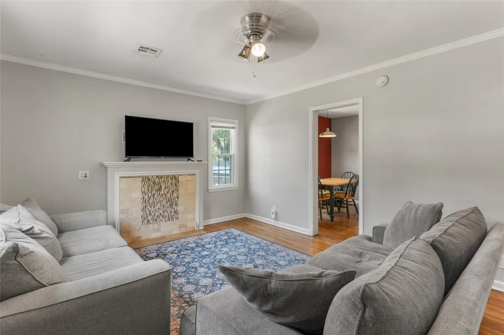 2239 S Oswego Avenue Tulsa, OK 74114