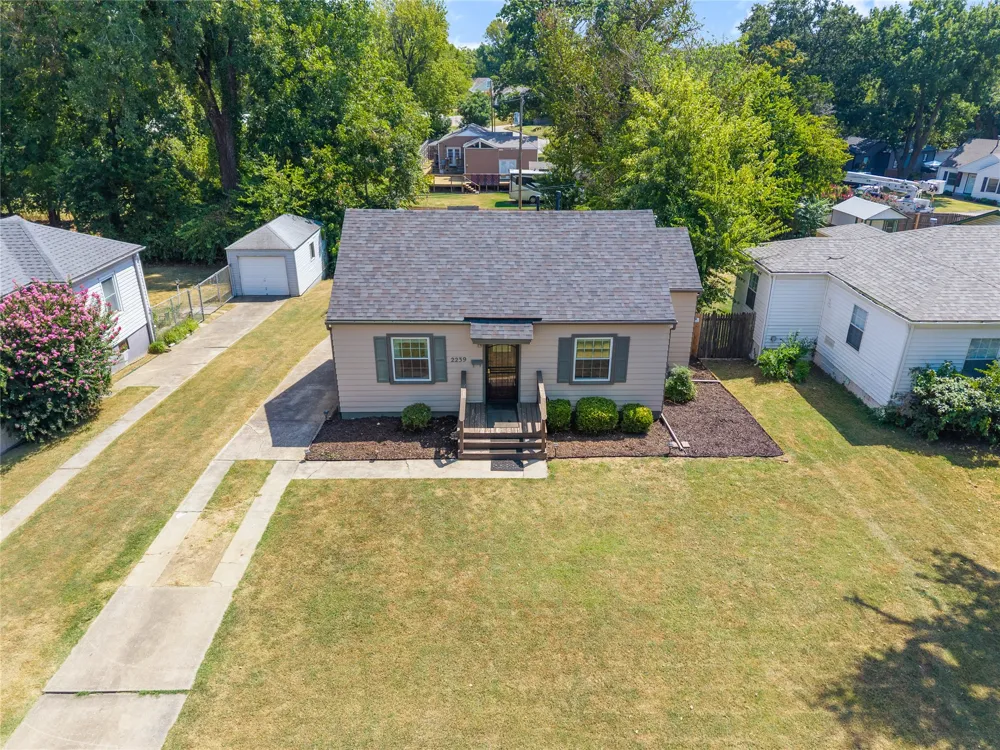 2239 S Oswego Avenue Tulsa, OK 74114