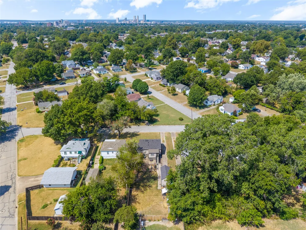 2239 S Oswego Avenue Tulsa, OK 74114
