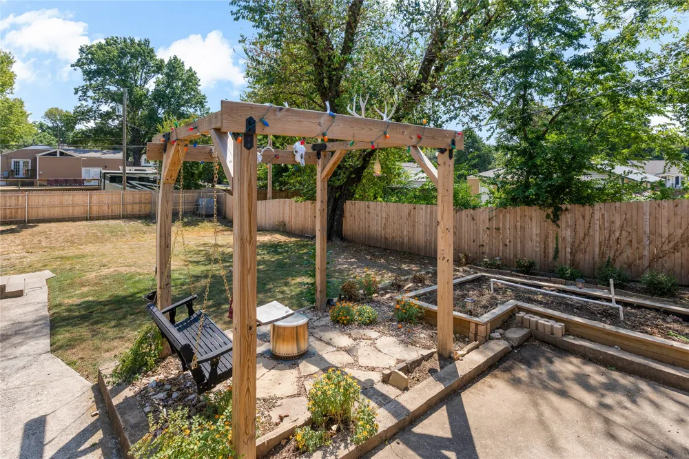 2239 S Oswego Avenue Tulsa, OK 74114