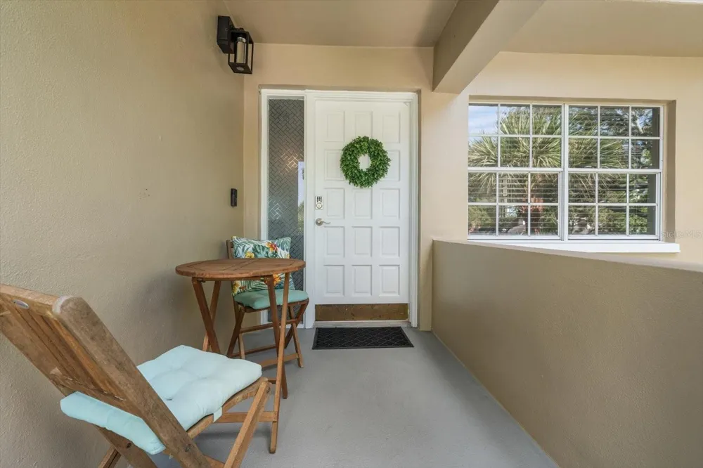 10811 INDIAN HILLS COURT #42 Seminole, FL 33777