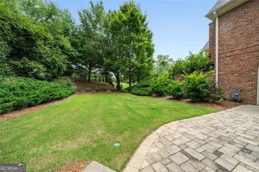 8365 Hurakan Creek XING Cumming, GA 30028