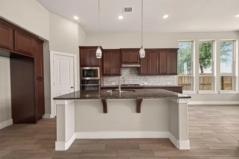 2619 Lilac Point Lane